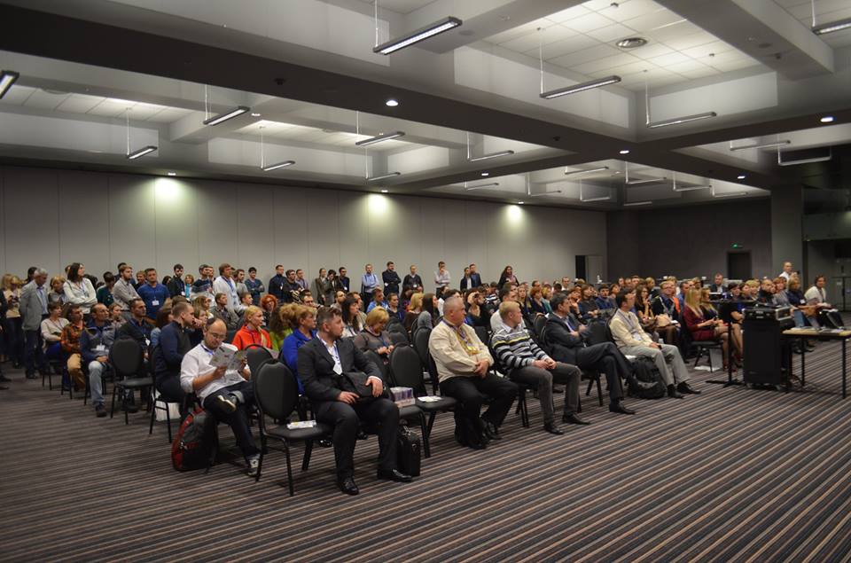 В Киеве состоялась благотворительная стоматологическая конференция &quot;Врятуй життя&quot;